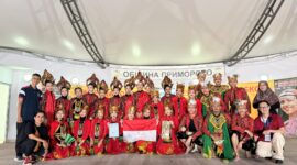 Harumkan Nama Bangsa Indonesia SMA Labschool Kebayoran Sabet Juara Umum di Festival Folklore Internasional ke-21